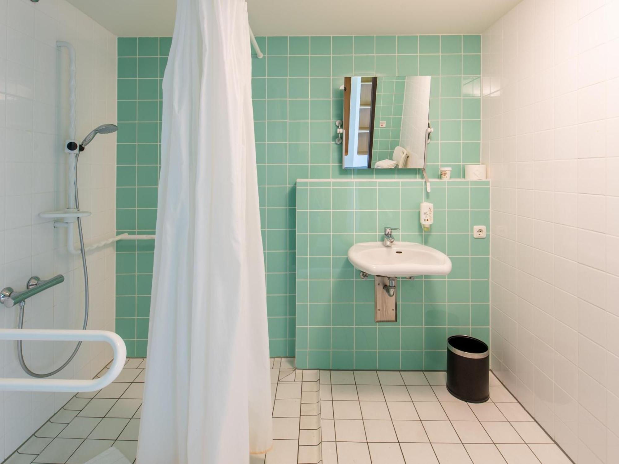B&B Hotel Erlangen-Sued Zewnętrze zdjęcie