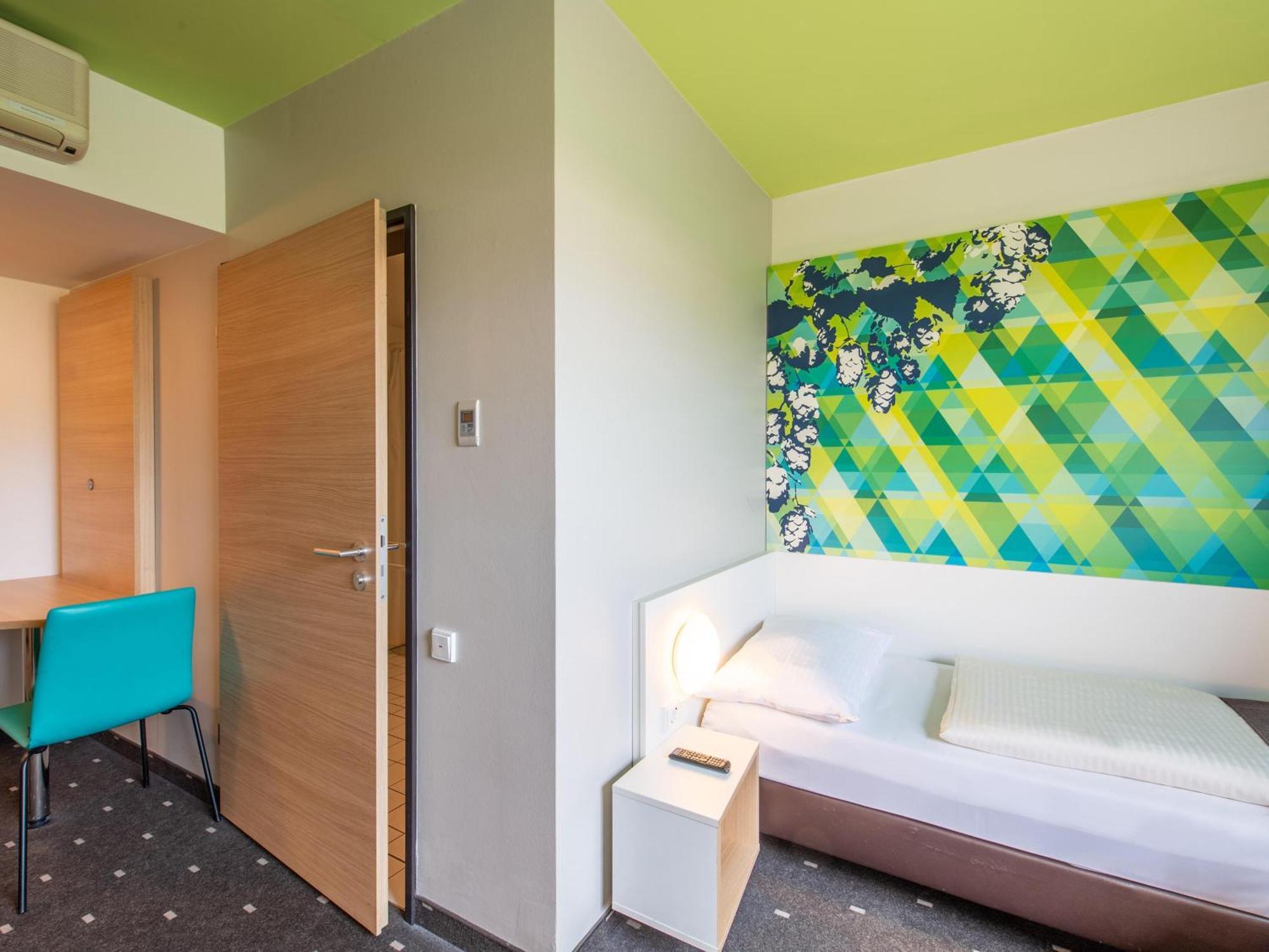 B&B Hotel Erlangen-Sued Zewnętrze zdjęcie